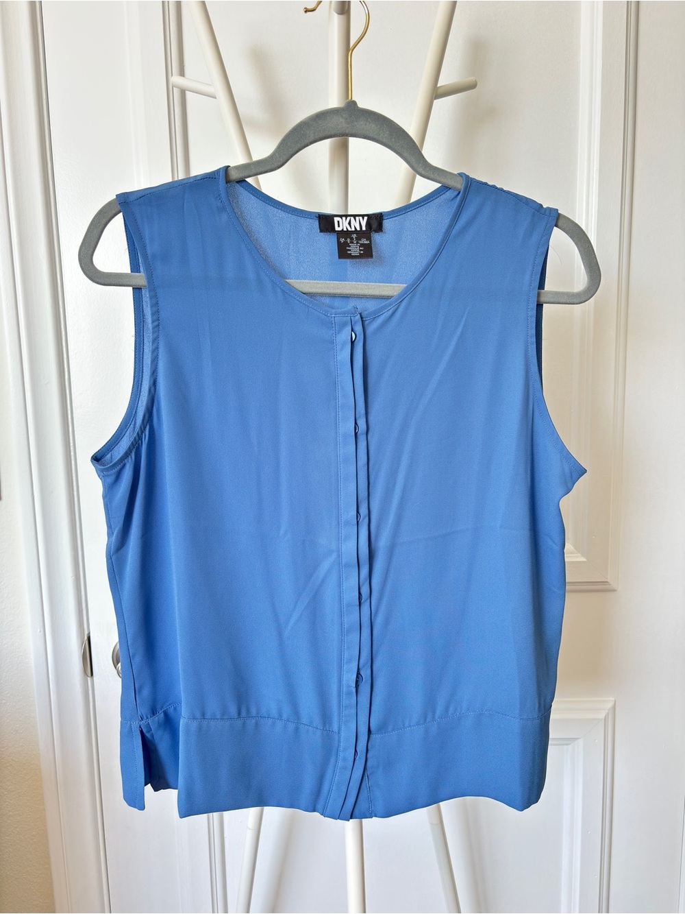 DKNY Sleeveless top Small